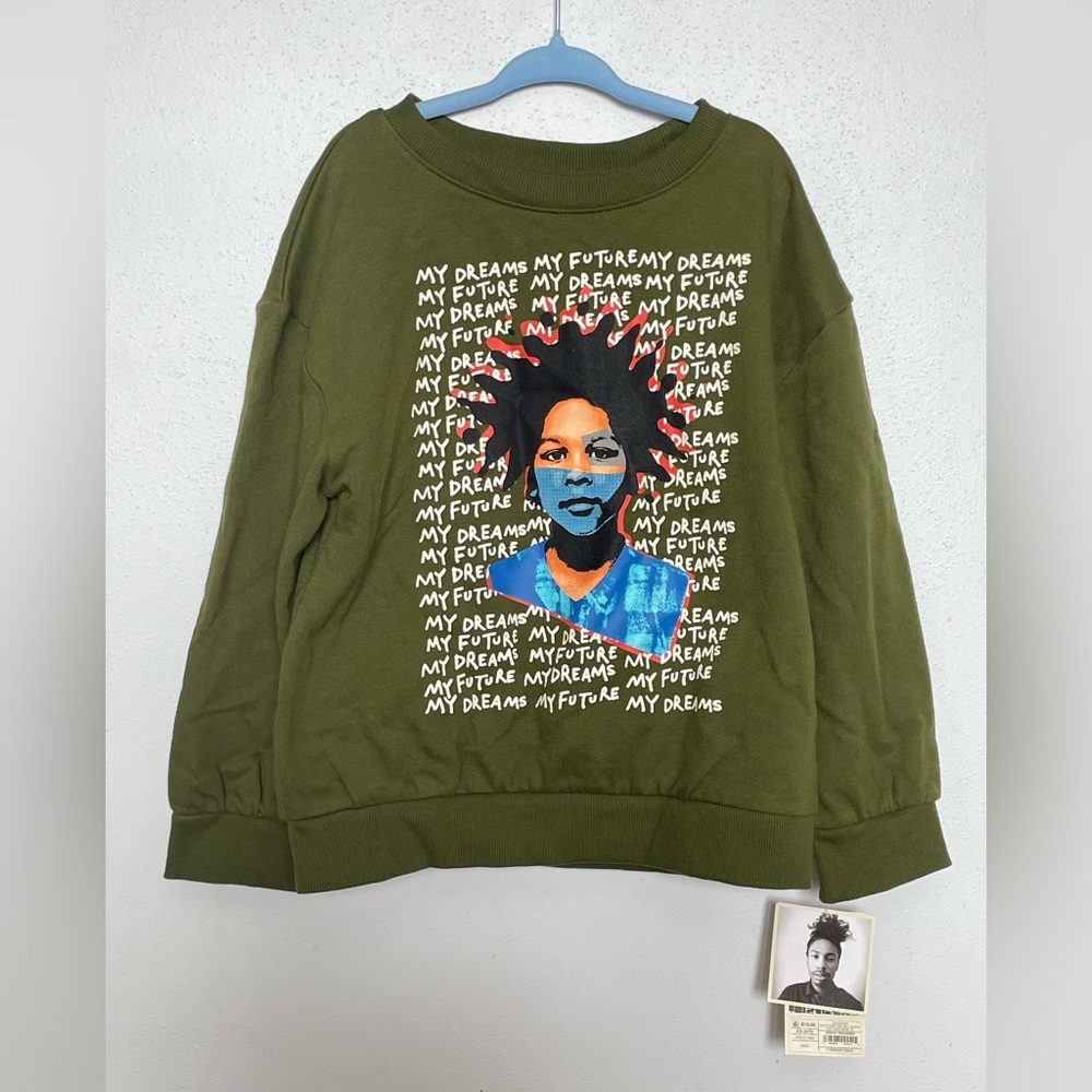 Target, Hunter green sweater. Black History Month size 4/5 XS